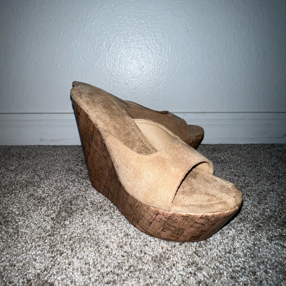 Women's Tan Wedge Sandals